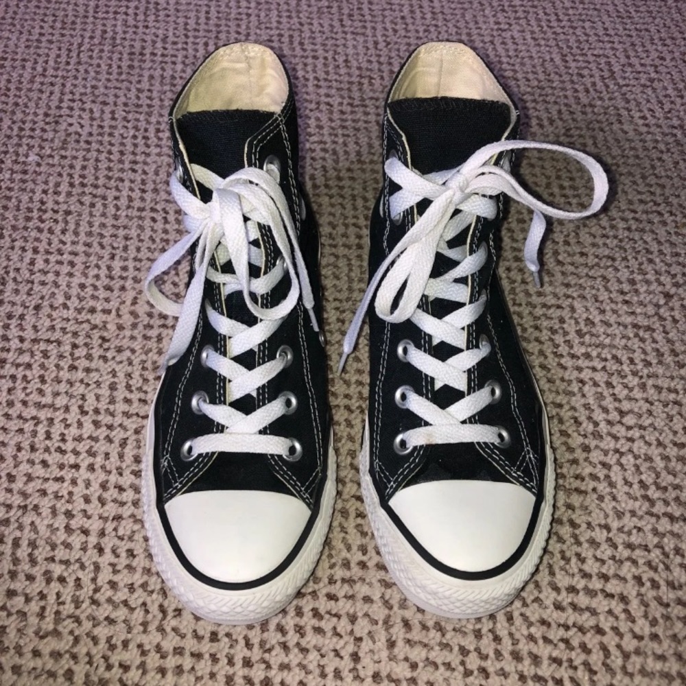 ‼️SOLD‼️High Top Converse